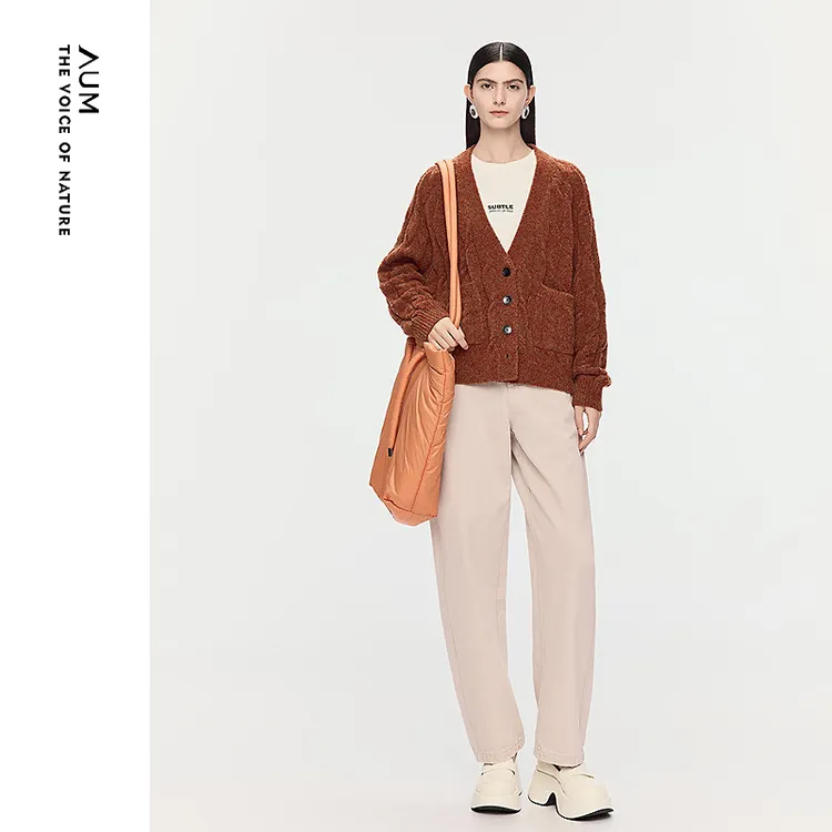 AUM噢姆25年冬季休闲宽松长袖毛针织衫外套MCFZ4W09M