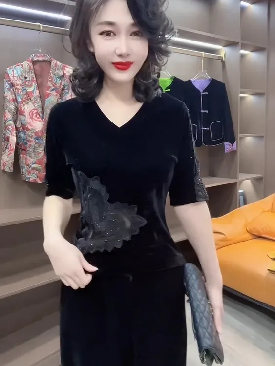 2025新款洋气气质女套装时尚显瘦镂空上衣搭配休闲百搭宽松直筒裤