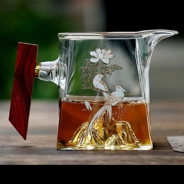 家用轻奢加厚玻璃公道杯木柄侧把分茶器大容量茶海喜鹊观山杯耐热