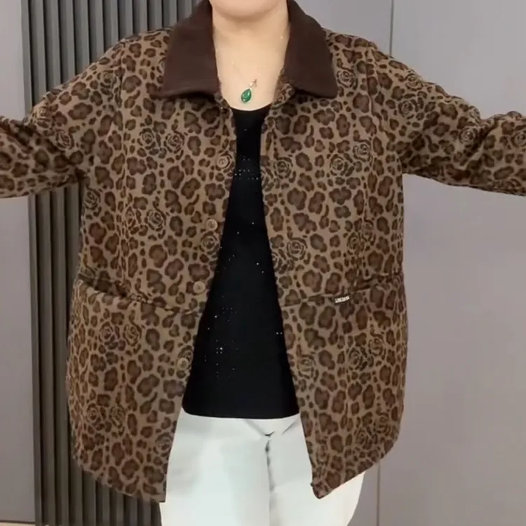 1321梵#大码秋冬加绒加厚翻领印花中老年女士百搭洋气长袖外套