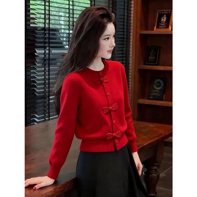 冬季穿搭红色圣诞穿搭毛衣女款2025新款小个子绝美巨好看的小上衣