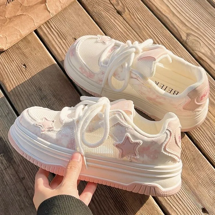 小白鞋女夏季透气网面网鞋2025新款百搭配裙子的鞋子厚底运动板鞋