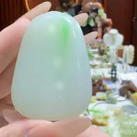 和田玉（翠青玉）未镶嵌挂件白底翠无事牌