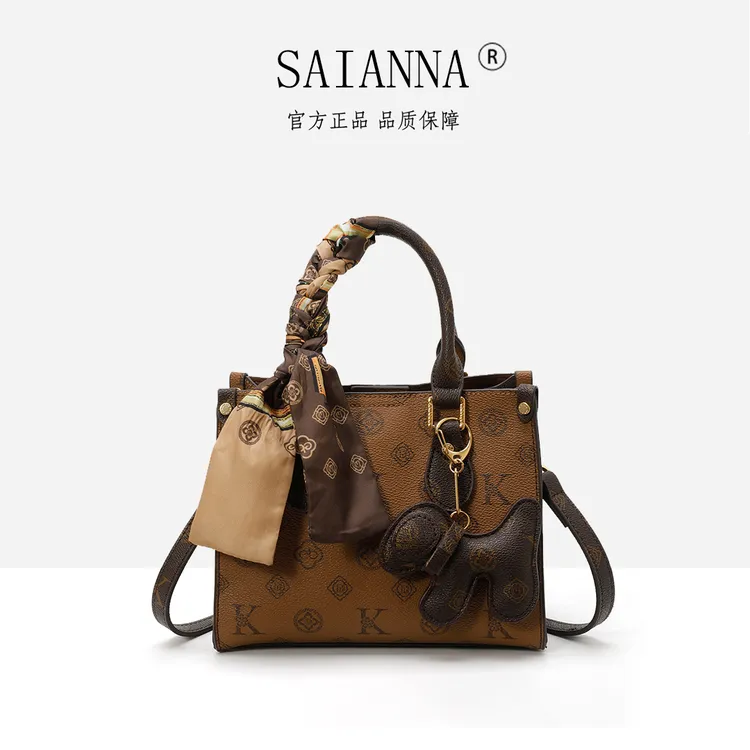 今年流行爆款包包女式2025新款小众印花复古托特包百搭单肩斜挎包