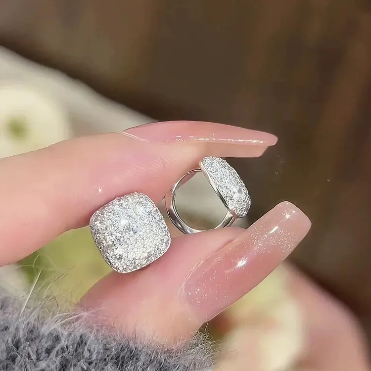 铜合金耳饰 925银针微镶锆石方形耳扣轻奢高级感气质细闪方糖耳饰