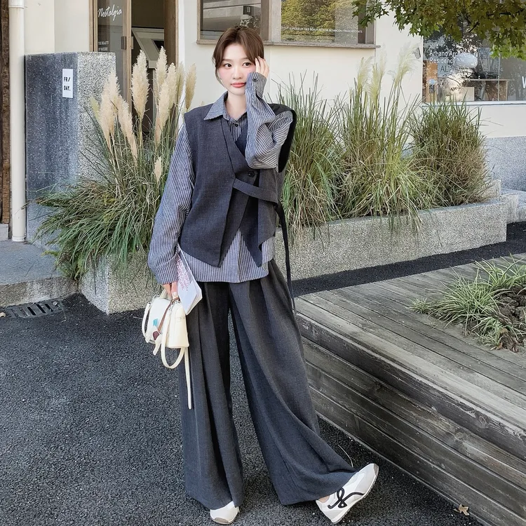 盐系穿搭三件套装女秋季2025新款不规则时尚马甲衬衫阔腿裤套装