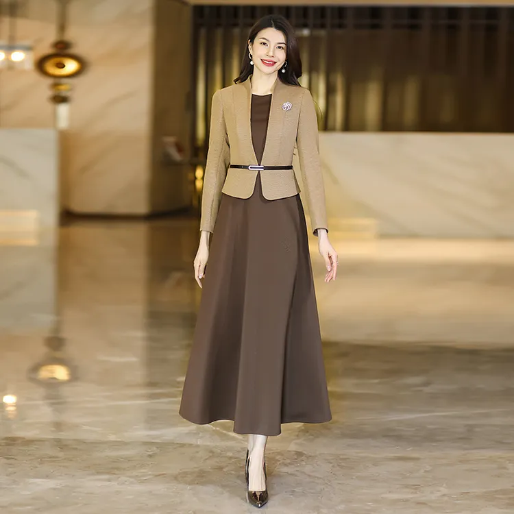 假两件连衣裙女2025秋冬新款修身气质长裙高级感穿搭内搭裙子