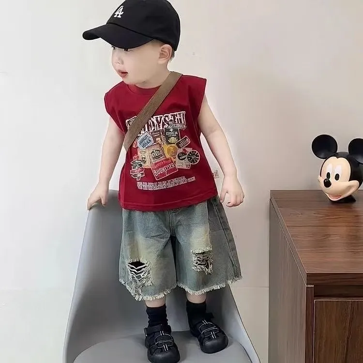 童装男宝夏季帅气男童套装2025新款酷帅安可拉红背心儿童炸街牛仔