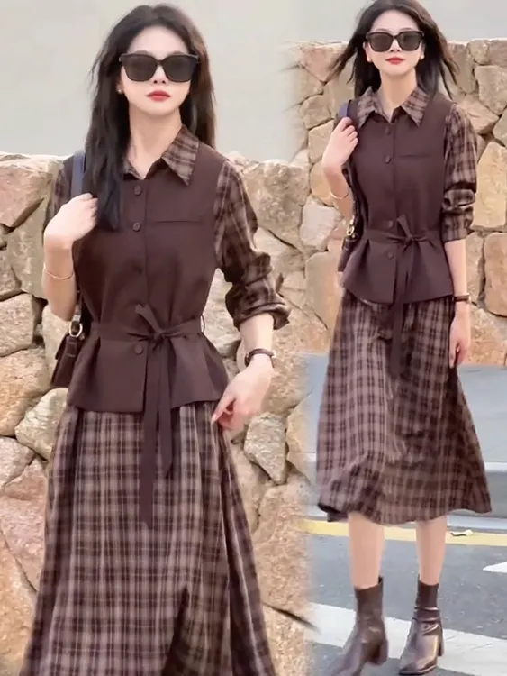 时尚连衣裙女2025秋季新款洋气显瘦马甲格子衬衫领中长裙两件套潮