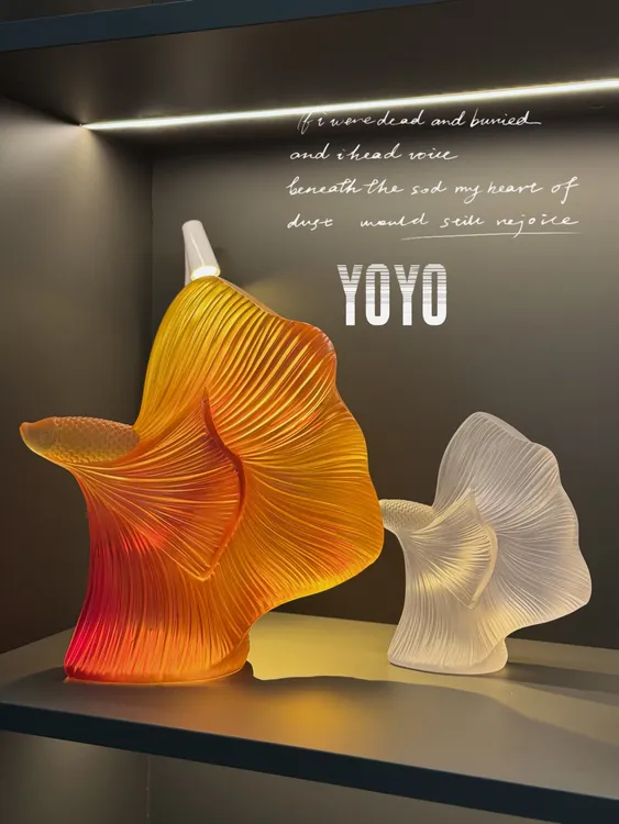 法国轻奢树脂透明艺术孔雀鱼雕塑家居客厅桌面摆件乔迁结婚送礼物