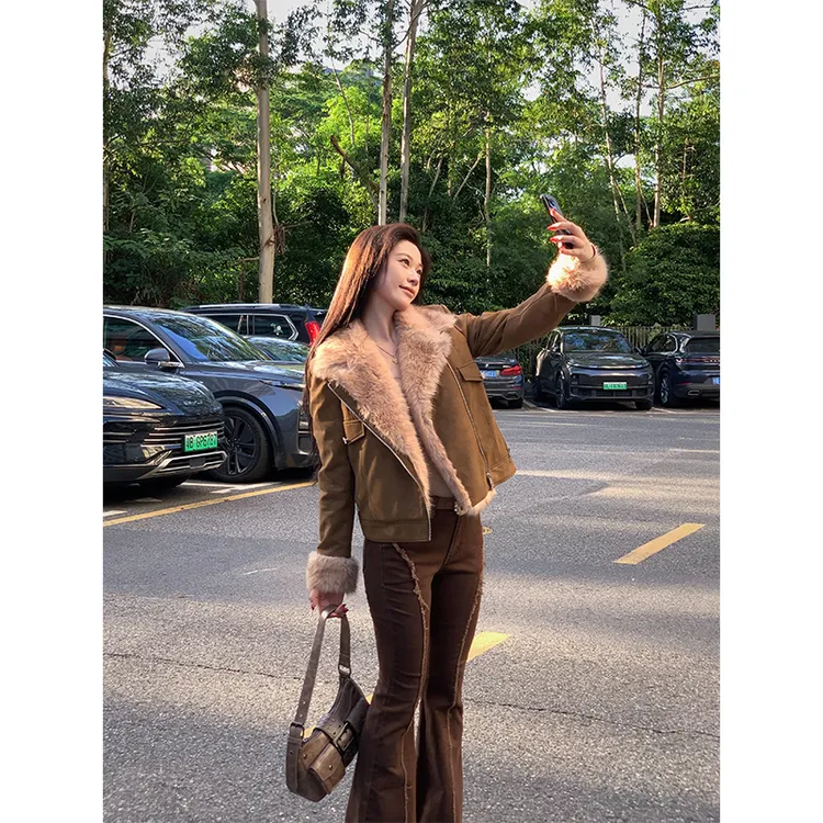 六指导 暮光绮梦 复古毛毛外套女冬季新款加厚保暖显瘦设计感上衣