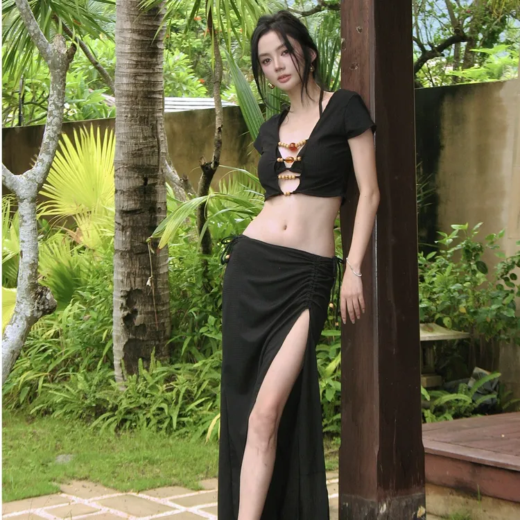 江苏发OMOM泳衣女款性感比基尼纯欲绝美镂空遮肉显瘦海岛度假温泉