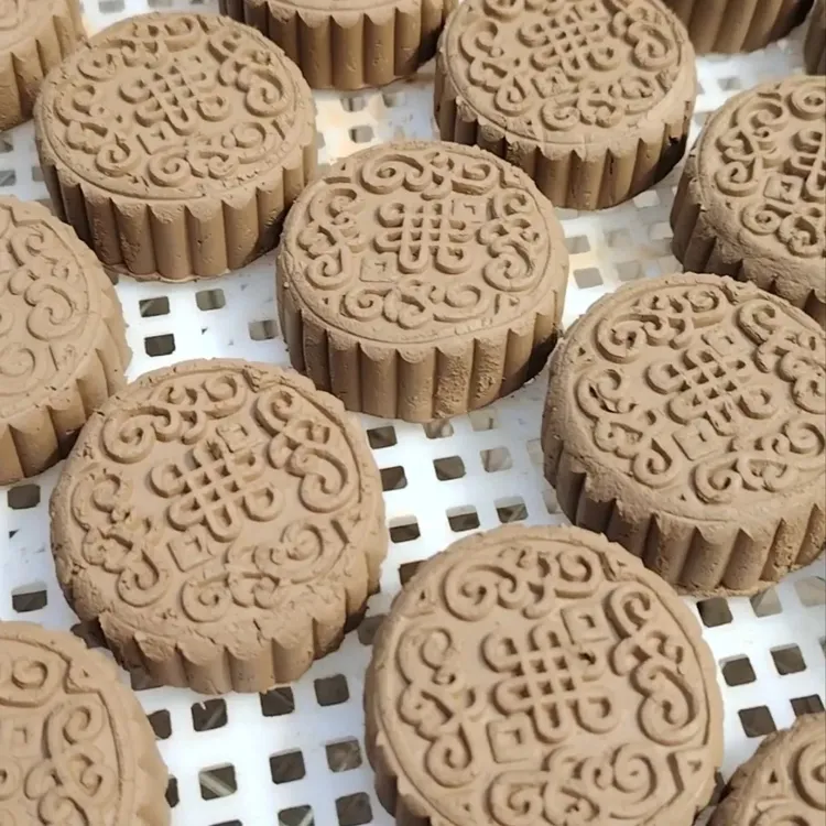 手工解压DIY小月饼