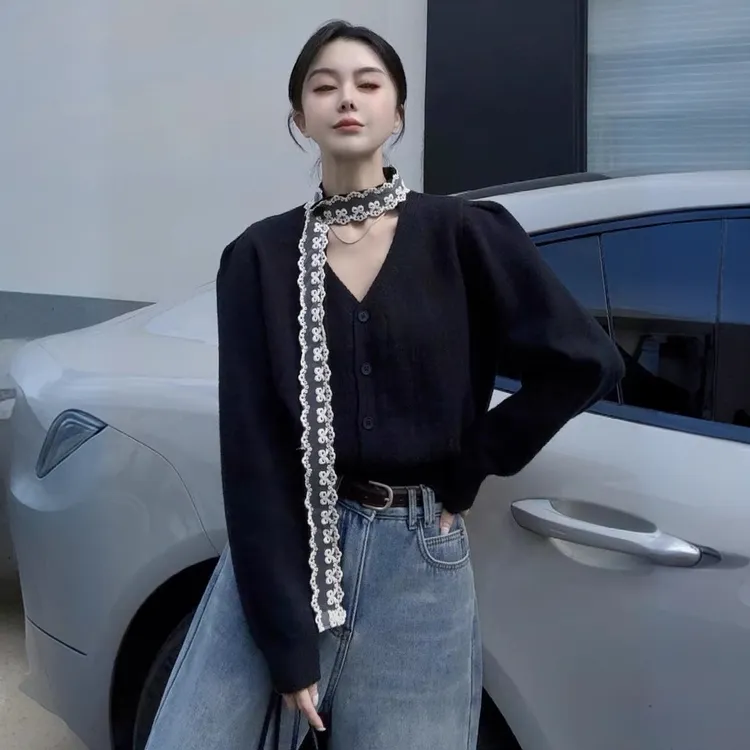 韩版蕾丝飘带挂脖V领毛衣开衫女士秋冬季高级感独特洋气针织上衣