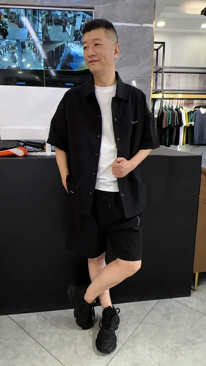 夏季休闲运动套装不起球尖领拼接中腰