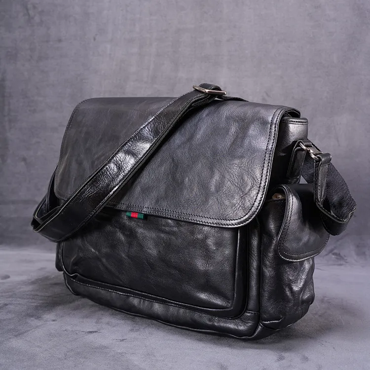 OL/轻奢 男士复古手抓纹头层牛皮邮差包斜挎包（尺寸长30高24宽8）