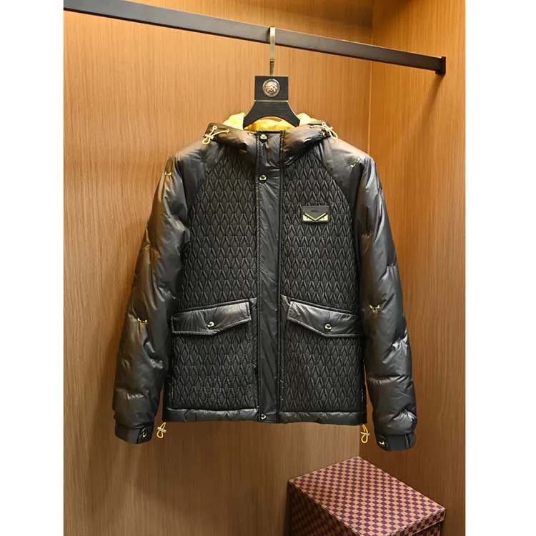 施摩瓦戈冬季时尚羽绒服男士潮牌保暖防寒轻奢大码连帽羽绒外套