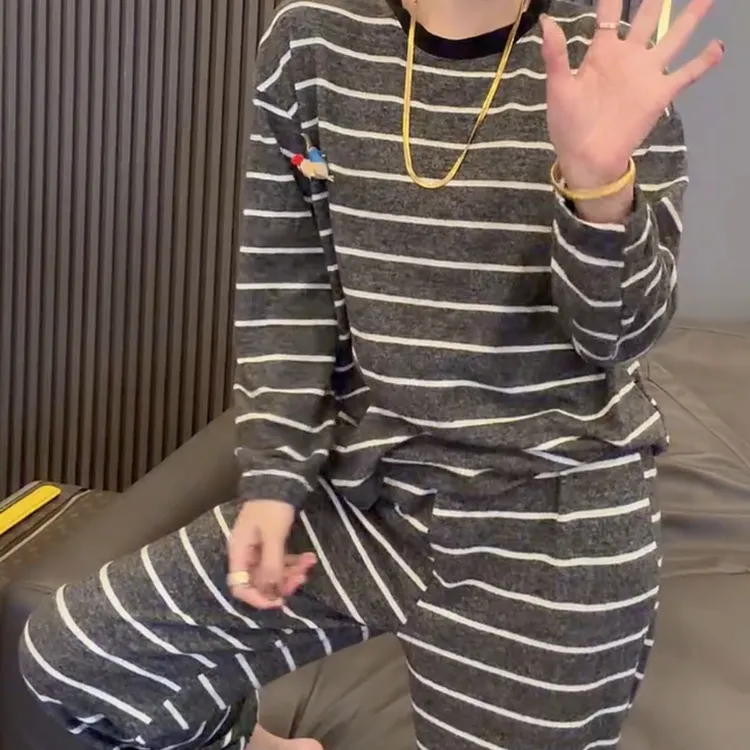 新款腊肠狗睡觉家居服套装女宽松显瘦可外穿