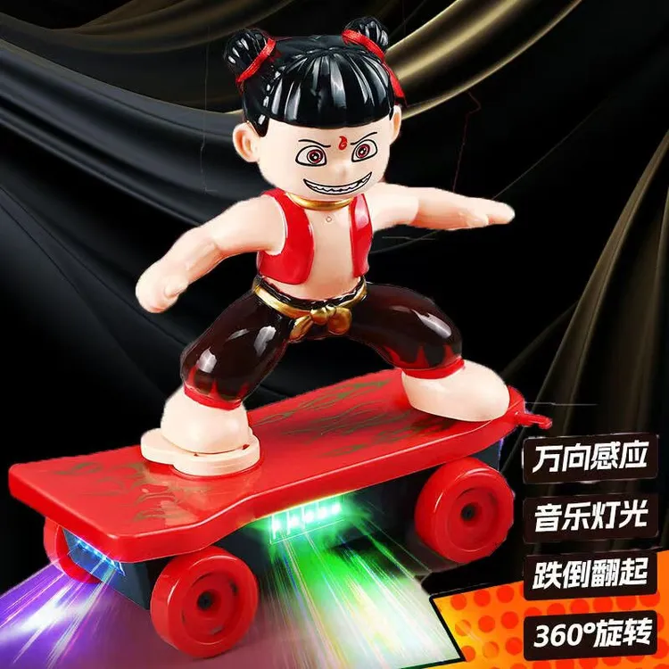 哪吒特技旋转电动万向滑板车儿童玩具男童孩宝宝益智汽车生日礼物