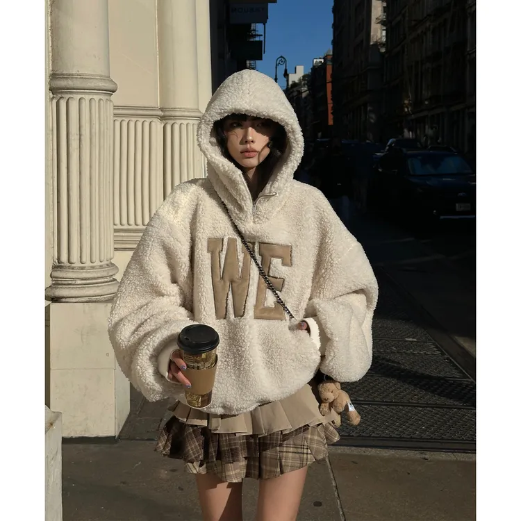 韩好甜WARDEN EDGE元气狙击 杏色刺绣卫衣女秋季宽松加厚连帽外套