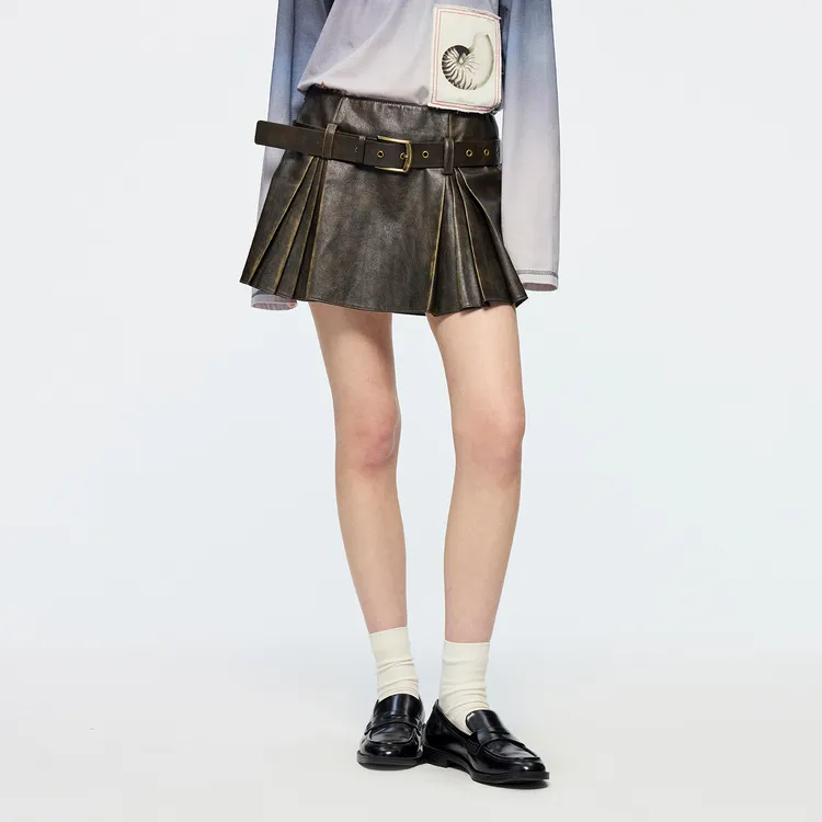 UOOYAA/乌丫2026春「奇幻都市」复古擦色裥褶皮短裙UY26114Q149131