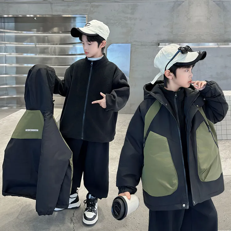 男童冲锋衣款可拆卸三合一2025新款秋装中大儿童男孩秋季外套秋冬