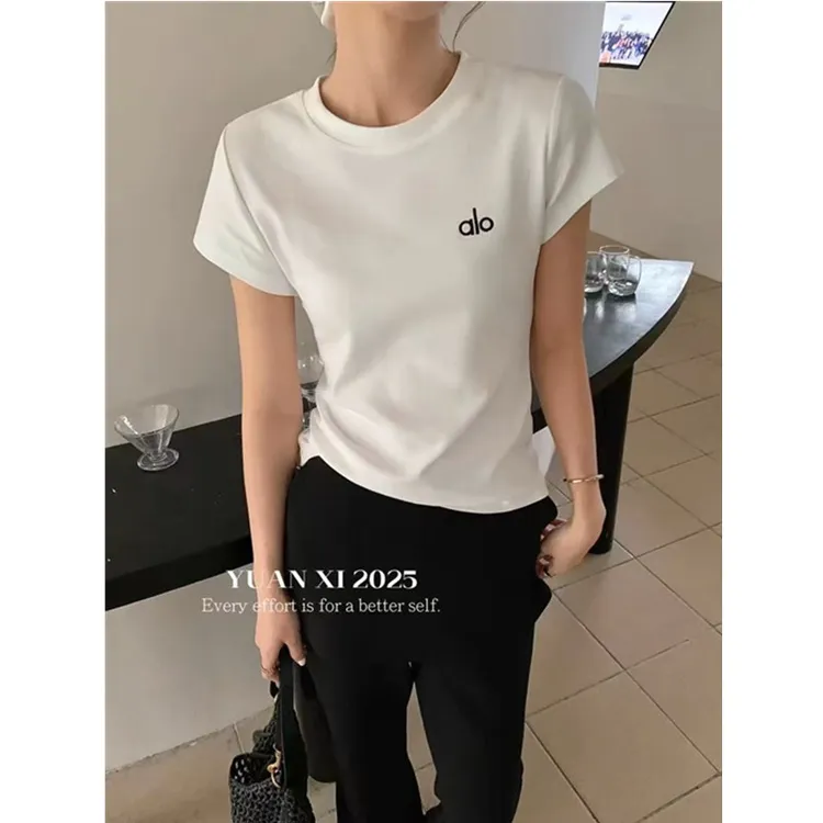 韩版简约刺绣圆领短袖T恤女2025显瘦百搭休闲短款修身上衣