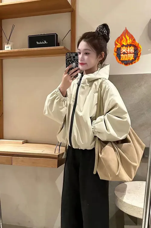 纯色韩版连帽宽松休闲短外套百搭显瘦慵懒小个子棉服冲锋衣女秋冬
