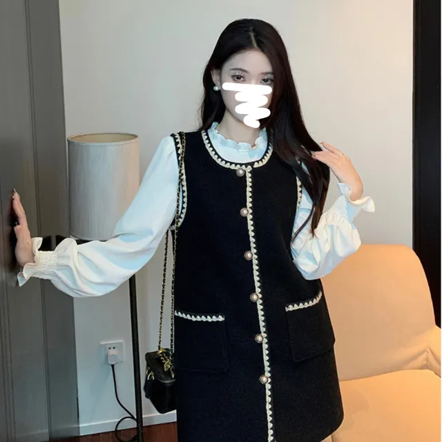 千金小香风背心连衣裙女春季法式高级感黑色花边方领显瘦毛呢短裙