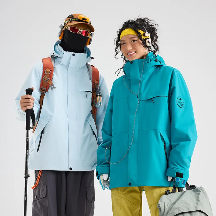 新款2025情侣外套冲锋衣登山服户外防风可拆卸三合一