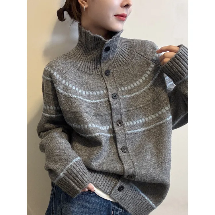 欧洲站秋冬季新款高领单排扣毛衣开衫外套百搭遮肉显瘦条纹针织衫