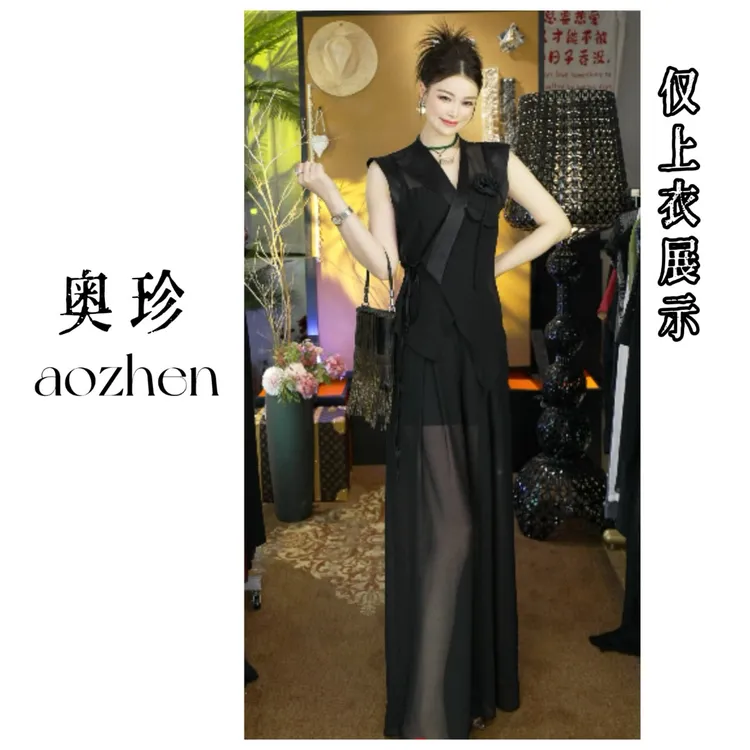 【恰是你的温柔】原创设计感气质优雅一朵玫瑰时尚简约百搭上衣