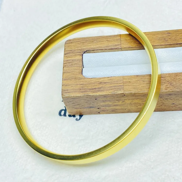 手镯  K0163黄色磨砂方闭口手镯多样性发货47409