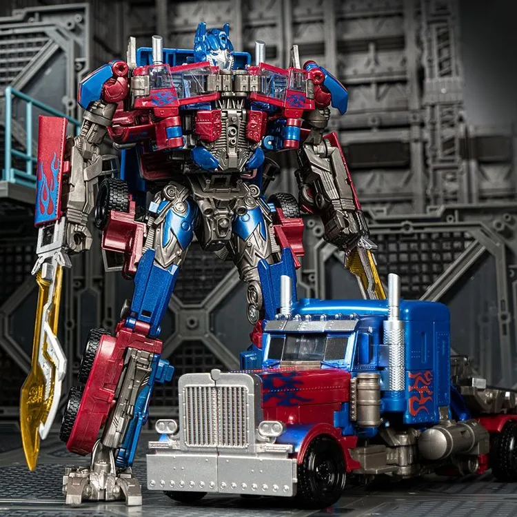 变形金刚儿童玩具擎天柱汽车机器人玩具3-6岁男孩大黄蜂模型