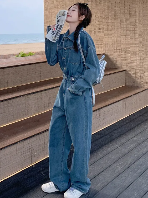 2025春秋新款高级感盐系轻熟直筒连衣裤女港风复古休闲牛仔连体裤