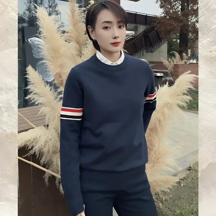 春秋宽松型冬季圆领毛衣针织衫套衫衫时尚百搭