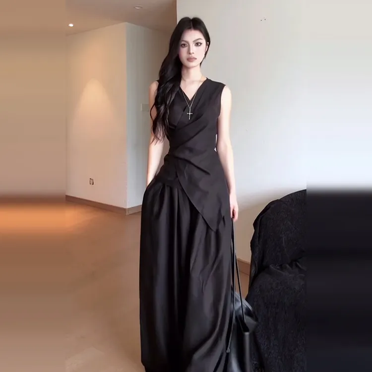 法式黑色连衣裤裙子女夏季2025新款无袖收腰气质高级感御姐风穿搭