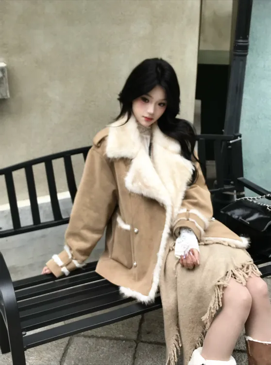 2025《冬雾济州》大翻领加绒外套INS风女冬季时尚原创设计一体