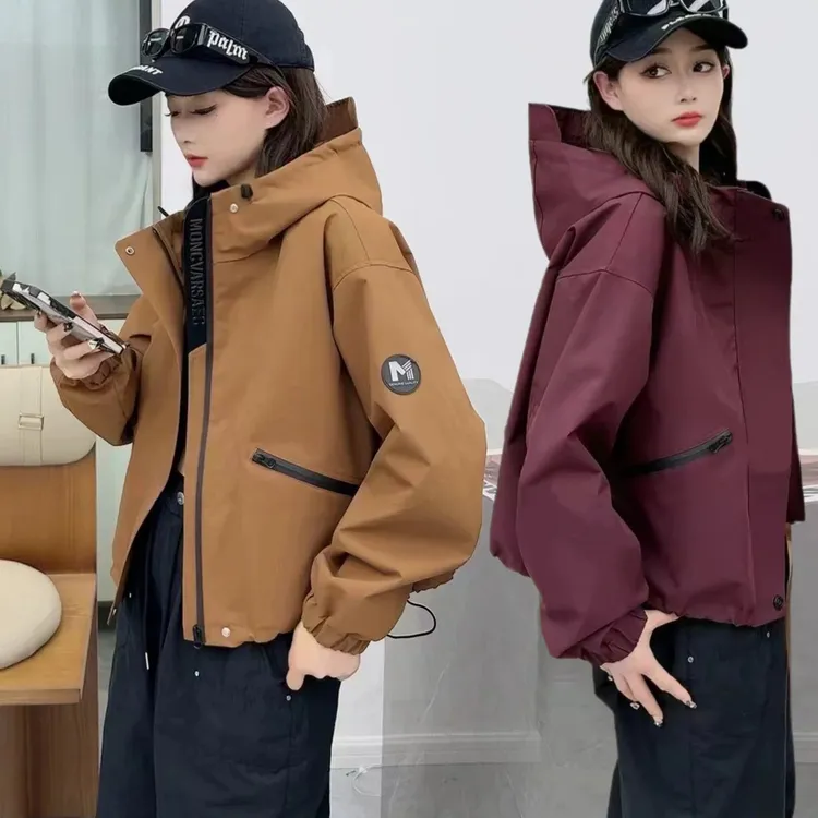 短款冲锋衣女2025新款小个子连帽工装外套春秋宽松百搭派克服上衣