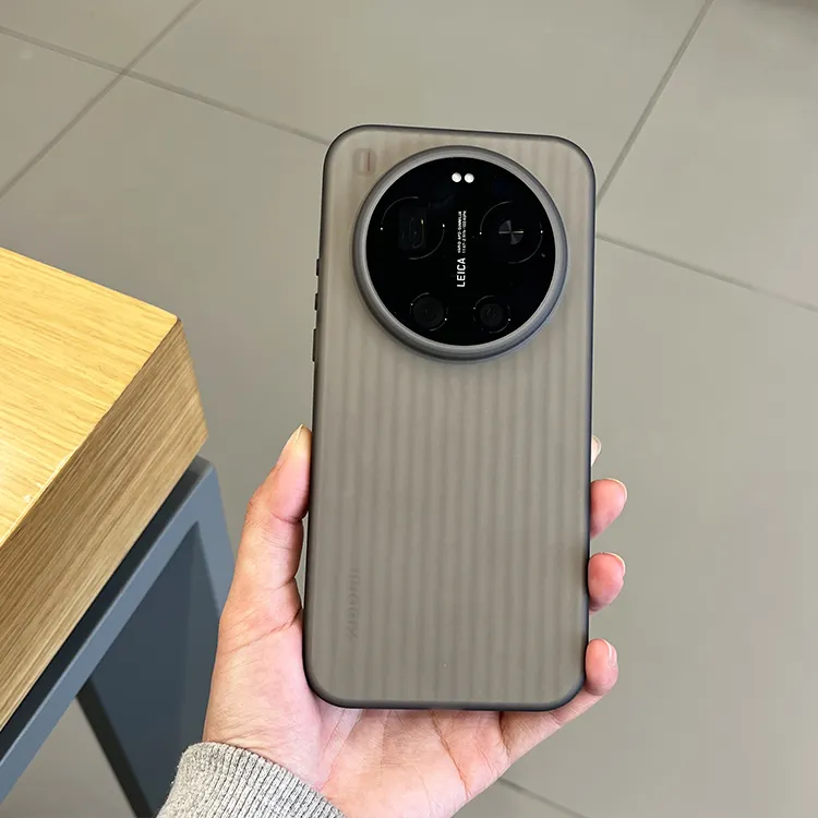 适用小米17ULTRA手机壳瓦楞波纹软壳简约轻薄圆边不沾指纹保护套