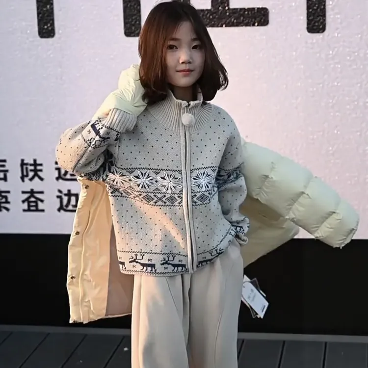 女童秋冬时尚立领加厚毛衣外套女孩洋气针织衫儿童冬季内搭毛线衣