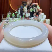 和田玉手镯未镶嵌粉白63