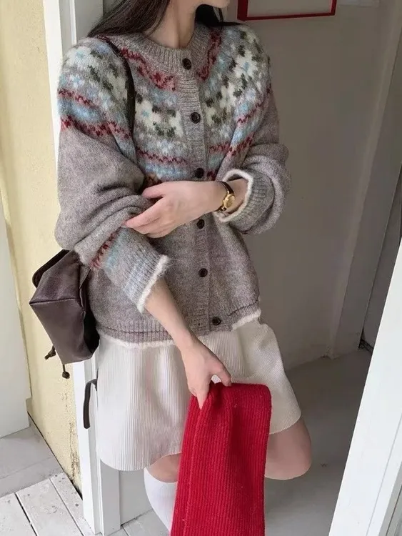 大脸丹专属【有运补】秋季上新 费尔岛提花高级感毛衣外套82101
