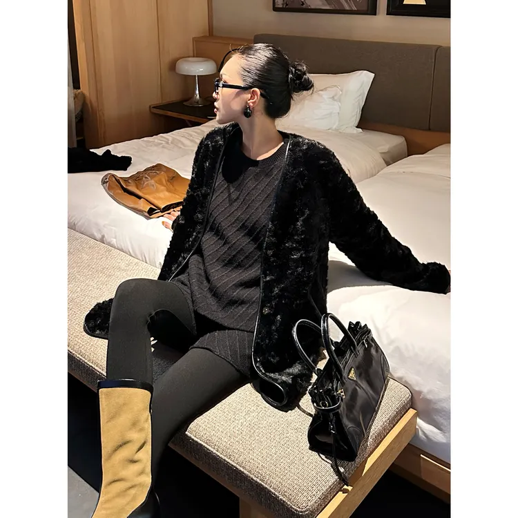 紫紫  天鹅湖环保大衣  波光环保大衣ZD10WZYL832