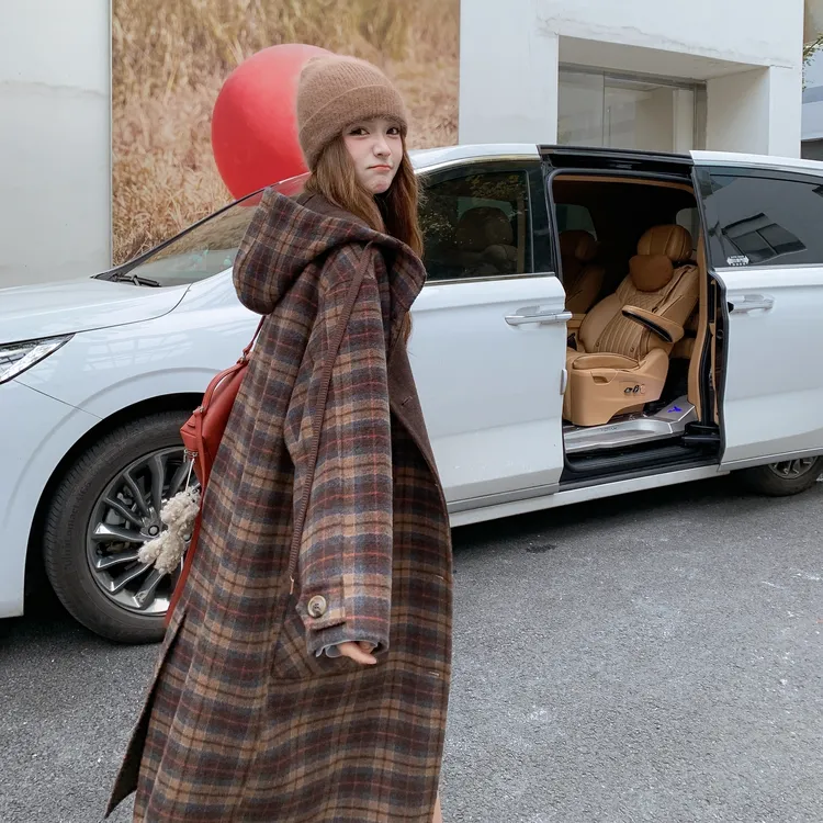 格纹宽松双面呢大衣女2025中长款新款时尚防风连帽设计毛呢外套