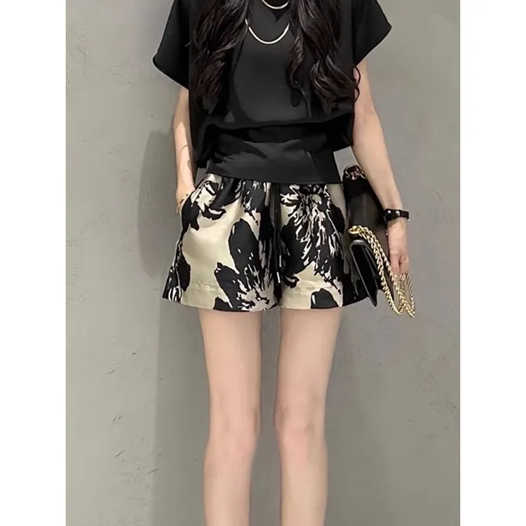 今年流行水墨印花短裤女2025夏季新款高腰显瘦百搭洋气a字阔腿裤