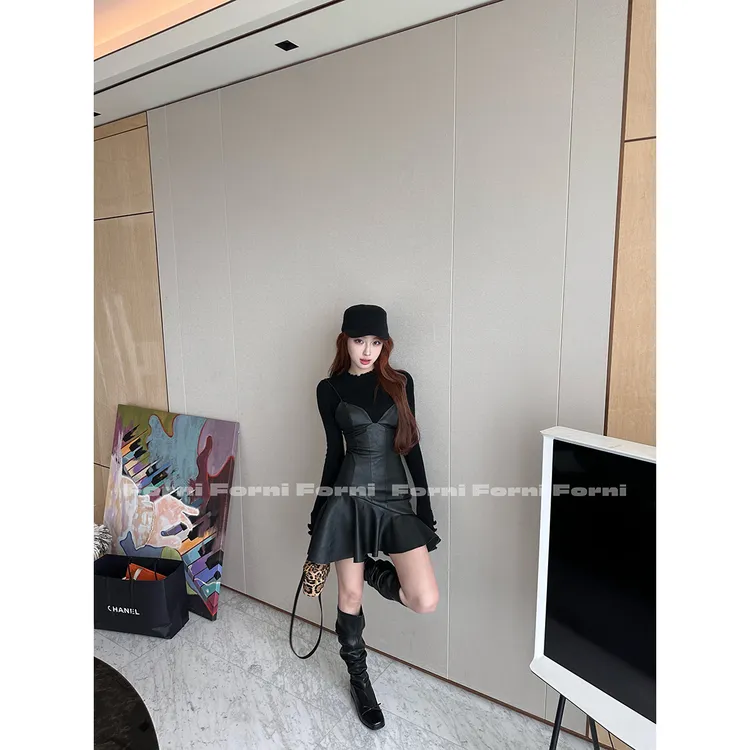 FORNI 欲念缪斯 辣妹仿鱼骨胸衣PU皮吊带裙
