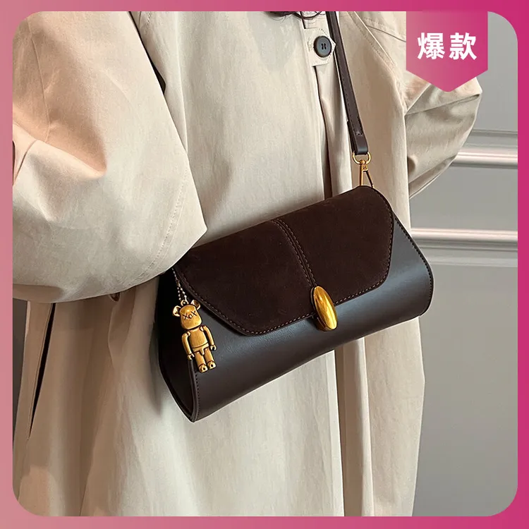 小方包女高级感时尚休闲百搭小众斜挎包春夏复古2025韩版包包新款