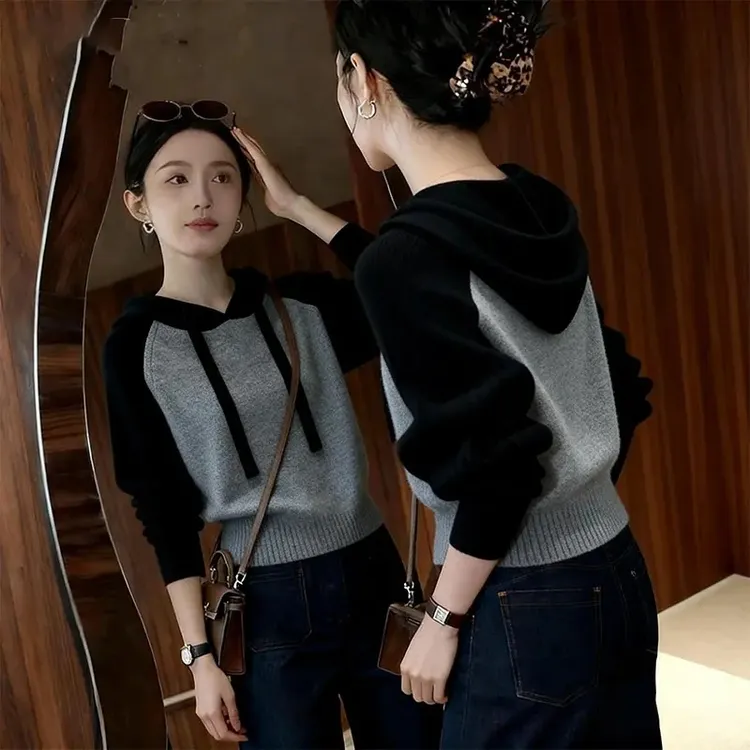 2025秋冬季新款休闲慵懒风高级感显瘦撞色小众长袖连帽毛衣针织衫