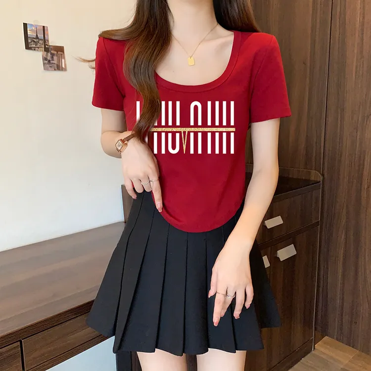 大码女装遮肉显瘦t恤夏季新款胖妹妹时尚百搭设计感印花短袖上衣